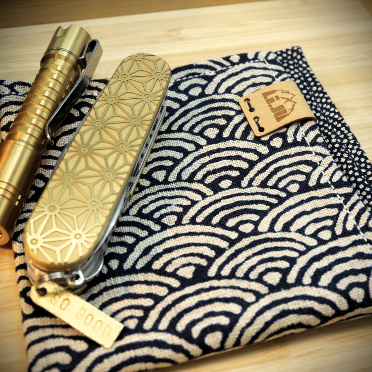 Li.JU Hank, DRAGONFLY indigo